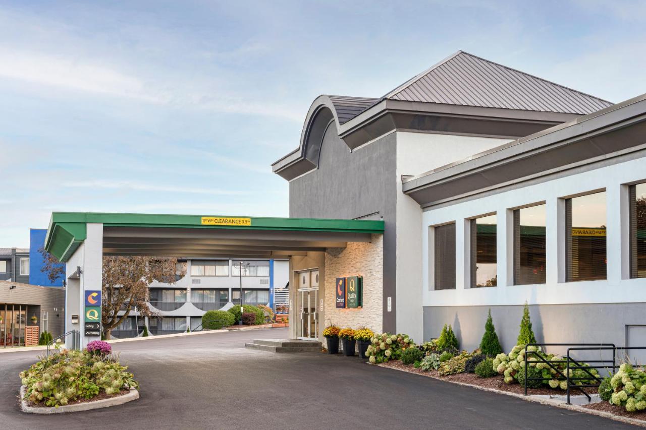 Quality Inn & Conference Centre Kingston Central Exterior foto
