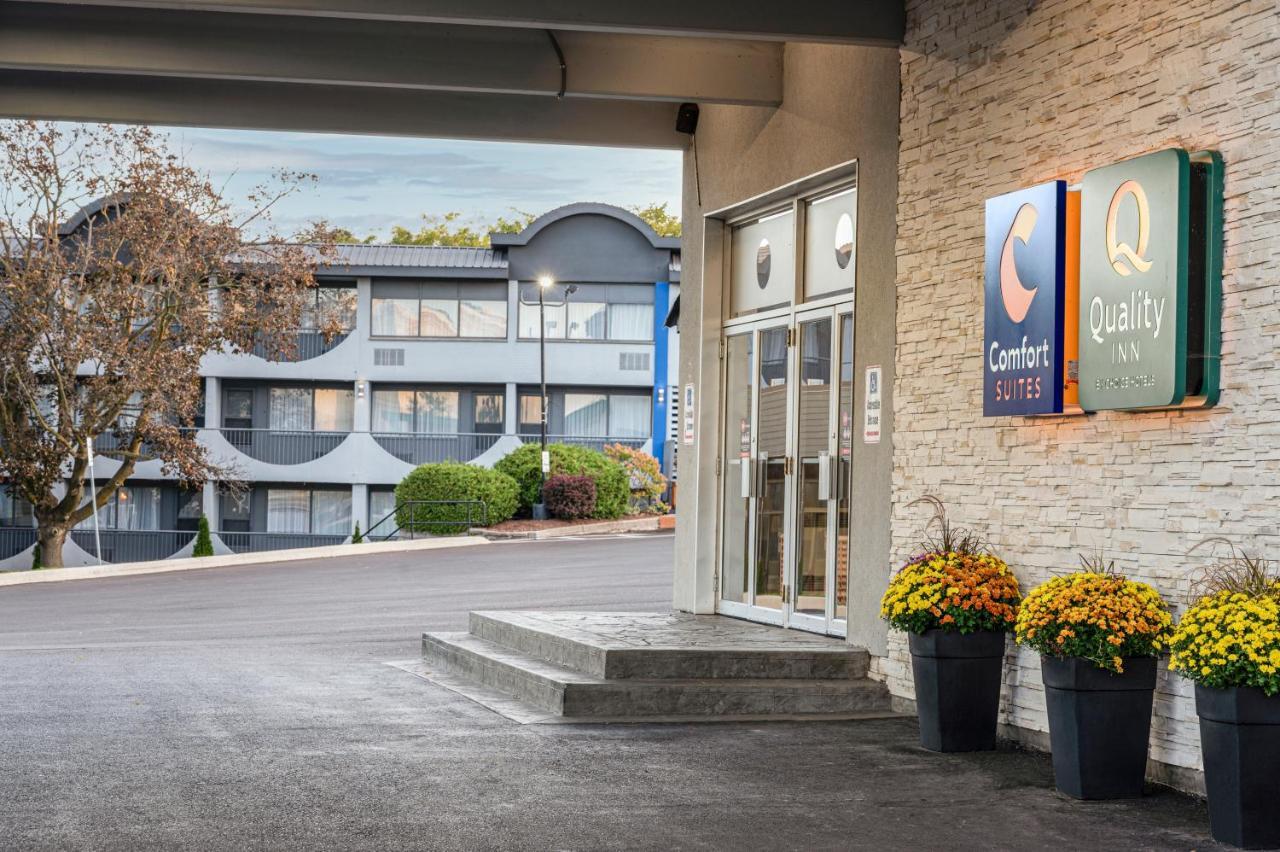 Quality Inn & Conference Centre Kingston Central Exterior foto